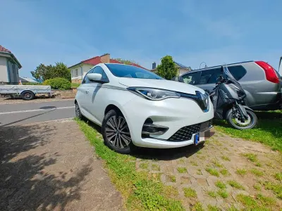 Gebraucht Renault Zoe Bose Edition 100 kW (136 PS) 2021 Weiß Kleinwagen