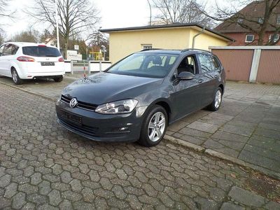 Gebraucht VW Golf VII LOUNGE 110 PS (80 kW) 2016 Grau Kombi