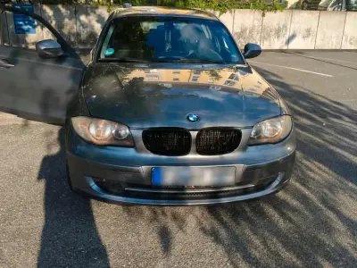 Gebraucht BMW 120 170 PS (125 kW) 2011 Grau Kleinwagen
