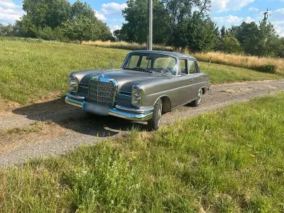 Gebraucht Mercedes W111 110 PS (80 kW) 1964 Silber Limousine