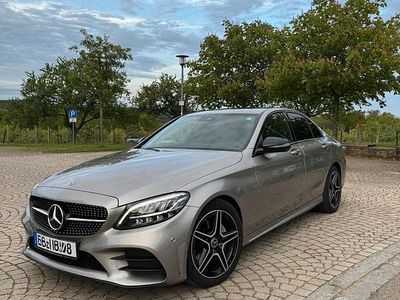 Grau Gebraucht 2018 Mercedes C220 AMG line Limousine | 26.700 € (Teuer)
