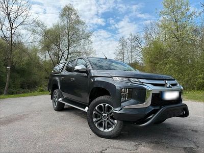 Usata Mitsubishi L200 150 CV (110 kW) 2019 Grigio Pick-up