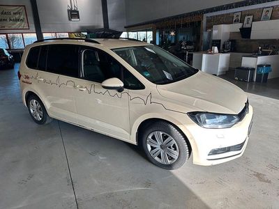 Gebraucht 2021 VW Touran Van / Kleinbus | 12.980 € (Teuer)