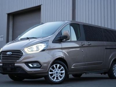 Gebraucht Ford Tourneo Titanium X 185 PS (136 kW) 2021 Silber Van / Kleinbus