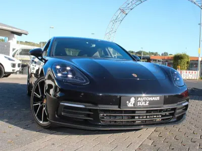 Occasion Porsche Panamera 4 330 PK (242 kW) 2018 Zwart Sedan