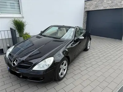 Gebraucht Mercedes SLK280 231 PS (169 kW) 2005 Schwarz Cabrio