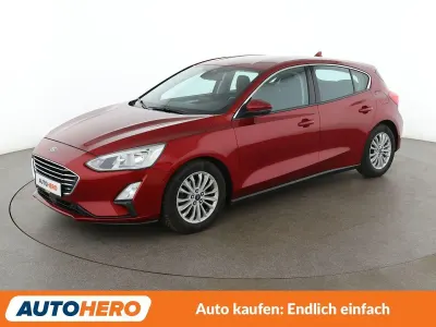 Gebraucht Ford Focus Titanium 150 PS (110 kW) 2018 Rot Limousine