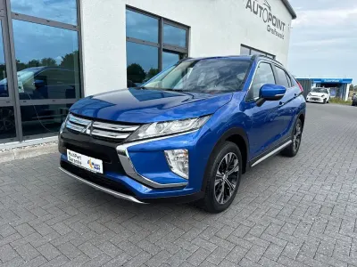 Gebraucht Mitsubishi Eclipse Cross Intense 163 PS (119 kW) 2020 Blau SUV