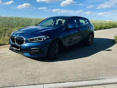 Gebraucht BMW 118 Advantage 136 PS (100 kW) 2021 Blau Kleinwagen