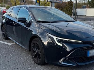 Usata Toyota Corolla Lounge 152 CV (111 kW) 2024 Nero Station wagon
