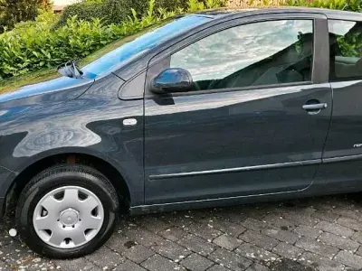 Gebraucht VW Fox Refresh 55 PS (40 kW) 2009 Grau Kleinwagen