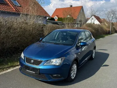 Usata Seat Ibiza 90 CV (66 kW) 2013 Blu Utilitaria