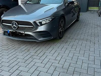 Brugt Mercedes A180 AMG line 136 HK (100 kW) 2022 Grå Hatchback
