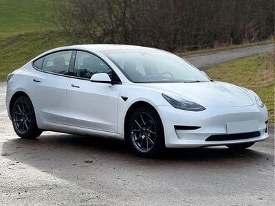 Gebraucht Tesla Model 3 RWD 239 kW (325 PS) 2023 Weiß Limousine