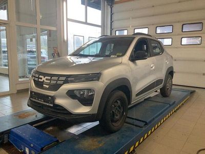 Grau Gebraucht 2023 Dacia Spring Essentiel Kleinwagen | 13.997 € (Etwas zu teuer)