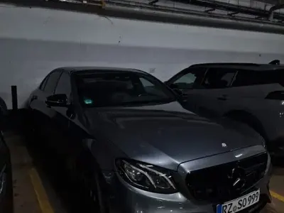 Gebraucht Mercedes 220 165 PS (121 kW) 2016 Grau Limousine
