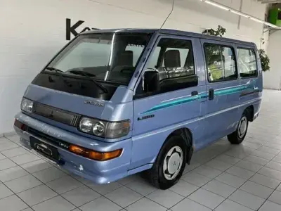 Gebraucht Mitsubishi L300 69 PS (50 kW) 1992 Blau Van / Kleinbus