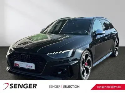 Gebraucht Audi RS4 Ambiente 450 PS (330 kW) 2021 Mythosschwarz metallic Kombi