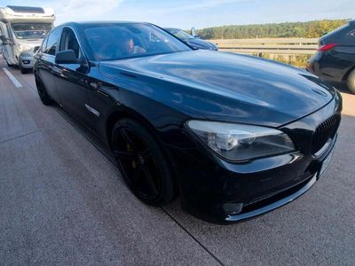BMW 750
