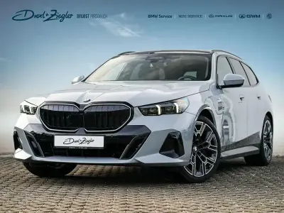 Second-hand BMW 540 Comfort Edition 303 CP (222 kW) 2025 Gri Break