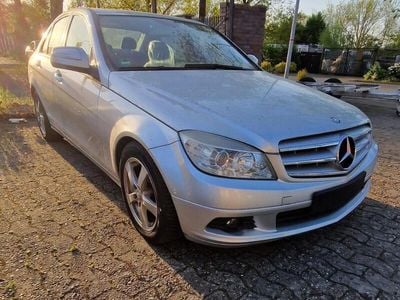 Mercedes C200