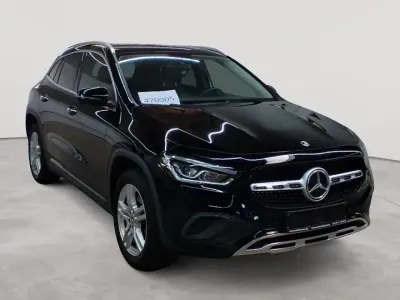 Gebraucht Mercedes GLA250 Progressive 160 PS (117 kW) 2021 Nachtschwarz SUV