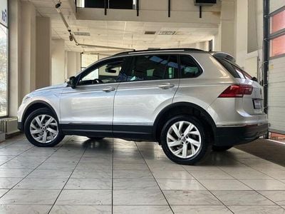 Usata VW Tiguan Life 150 CV (110 kW) 2023 Argento SUV
