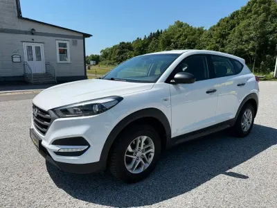 Gebraucht Hyundai Tucson 132 PS (97 kW) 2016 Weiß SUV