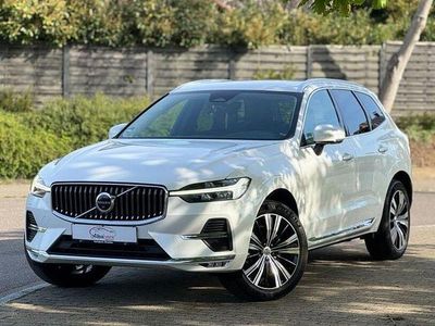 Second-hand Volvo XC60 Plus 197 CP (144 kW) 2023 Alb SUV