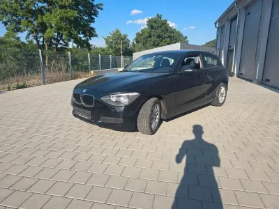 Gebraucht BMW 116 102 PS (75 kW) 2013 Schwarz Kleinwagen