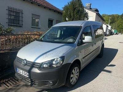 Second-hand VW Caddy Maxi 140 CP (102 kW) 2014 Argintiu Monovolum
