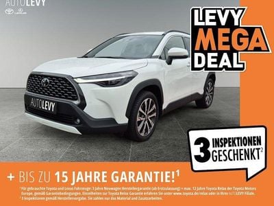 Weiß Gebraucht 2025 Toyota Corolla Cross Style SUV | 32.998 € (Fairer Preis)