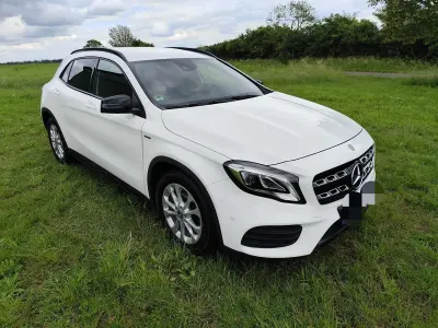 Gebraucht Mercedes GLA200 Style 156 PS (114 kW) 2019 Weiß SUV