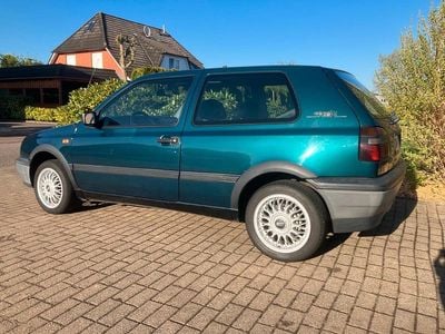 Używany VW Golf III GT 75 KM (55 kW) 1993 Zielony Sedan/Limuzyna