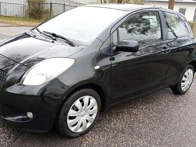 Gebraucht Toyota Yaris 87 PS (63 kW) 2009 Schwarz Kleinwagen