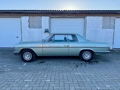 Gebraucht Mercedes W114 185 PS (136 kW) 1972 Grün Coupé