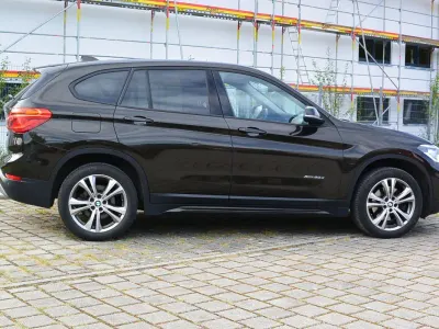Używany BMW X1 Sport Line 190 KM (139 kW) 2017 Brązowy SUV
