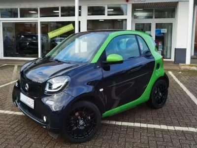 Usata Smart ForTwo Electric Drive 60 kW (82 CV) 2018 Nero Coupé