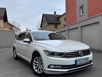 Gebraucht VW Passat 190 PS (139 kW) 2019 Weiß Kombi