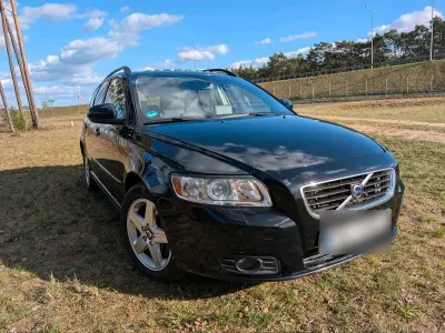 Gebraucht Volvo V50 180 PS (132 kW) 2010 Schwarz Kombi