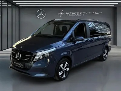 Usata Mercedes V220 163 CV (119 kW) 2025 Blu Monovolume