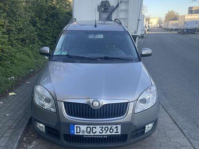 Gebraucht Skoda Roomster Comfort 105 PS (77 kW) 2009 Van / Kleinbus