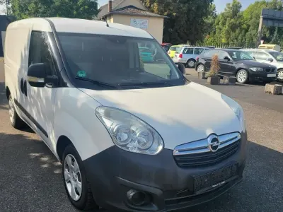 Używany Opel Combo 90 KM (66 kW) 2014 Biały Minivan