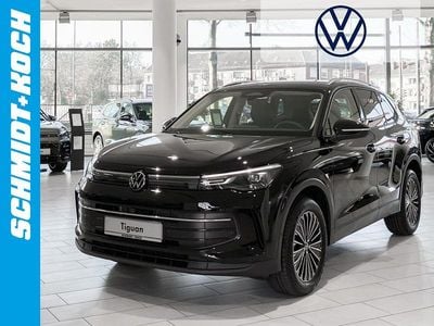 Grenadillschwarz (schwarz) Neu 2026 VW Tiguan SUV | 52.195 € (Etwas zu teuer)