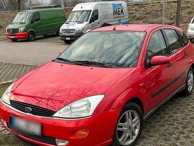 Second-hand Ford Focus 102 CP (75 kW) 1999 Roșu Hatchback