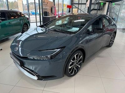 Grau Gebraucht 2023 Toyota Prius Plug-in Hybrid Executive Kleinwagen | 41.200 €