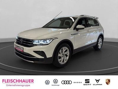 Weiss Gebraucht 2023 VW Tiguan IQ Drive SUV | 28.490 € (Superpreis)