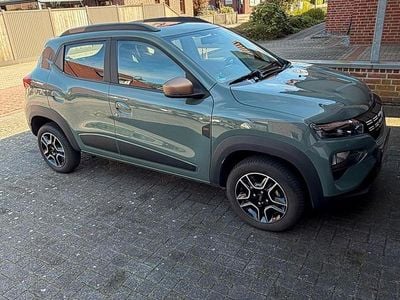 Second-hand Dacia Spring Extreme 47 kW (65 CP) 2023 Verde Hatchback