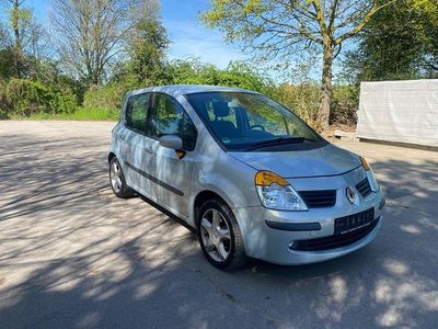 Usado Renault Modus Dynamique 111 HP (81 kW) 2005 Cinzento Monovolume