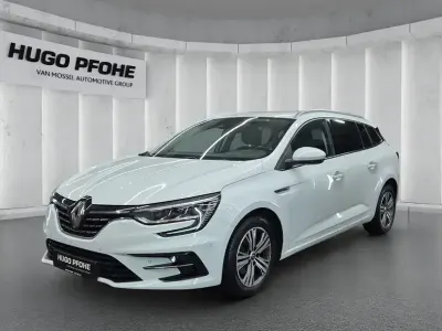 Gebraucht Renault Mégane IV Intens 140 PS (102 kW) 2021 Weiß Limousine